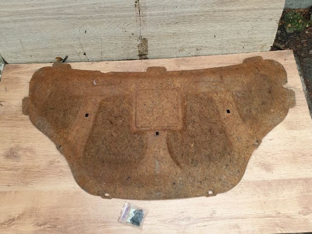 bontott LANCIA DELTA Motorháztető Szigetelés