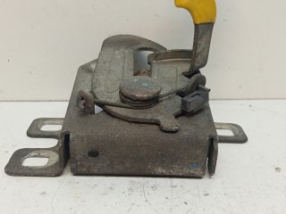 bontott LANCIA DELTA Motorháztető Zárszerkezet