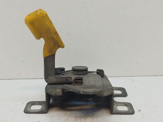 bontott LANCIA DELTA Motorháztető Zárszerkezet