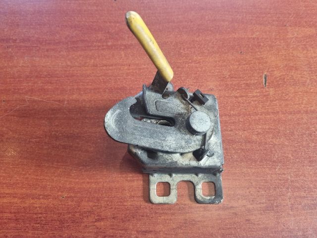 bontott LANCIA DELTA Motorháztető Zárszerkezet