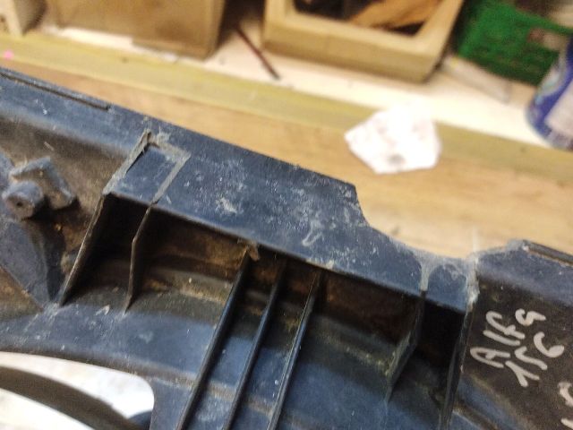 bontott LANCIA LYBRA Hűtőventilátor