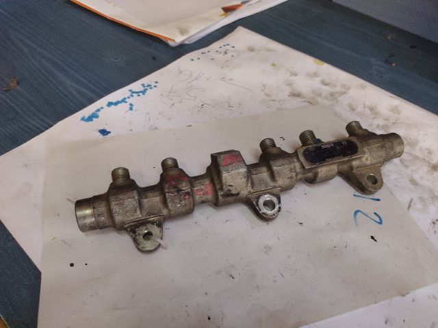 bontott LANCIA LYBRA Közösnyomócső