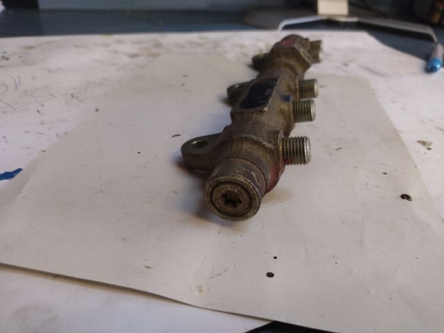 bontott LANCIA LYBRA Közösnyomócső