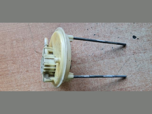 bontott LANCIA LYBRA Üzemanyag Szivattyú