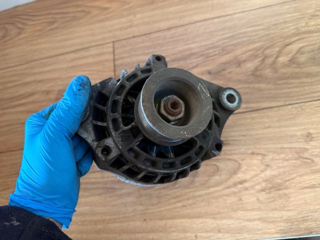 bontott LANCIA LYBRA Generátor