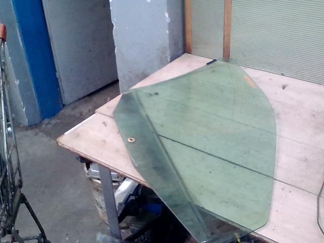 bontott LANCIA LYBRA Bal első Ablak