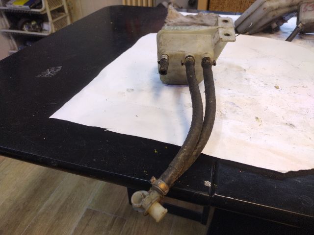 bontott LANCIA LYBRA Fékfolyadék Tartály