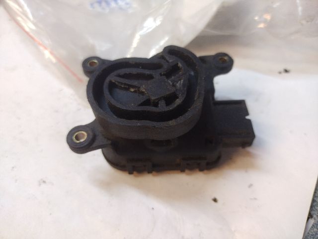 bontott LANCIA LYBRA Fűtés Állító Motor