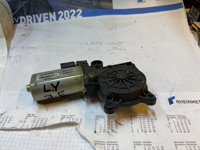 bontott LANCIA LYBRA Jobb első Ablakemelő Motor