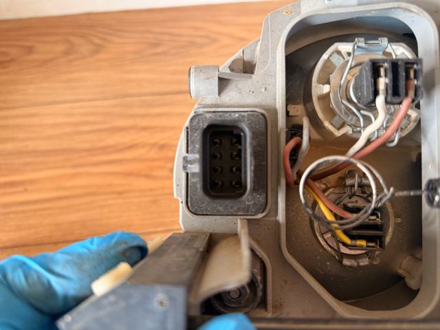 bontott LANCIA LYBRA Jobb Fényszóró