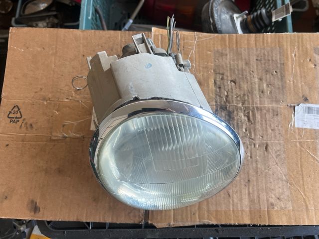 bontott LANCIA LYBRA Jobb Fényszóró