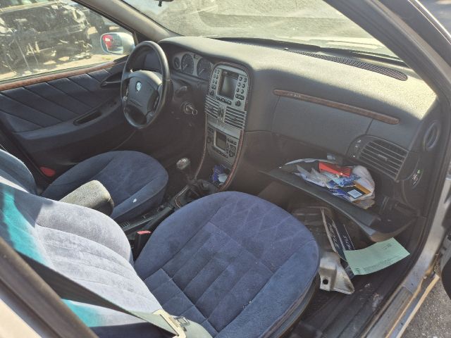 bontott LANCIA LYBRA Rádió / CD