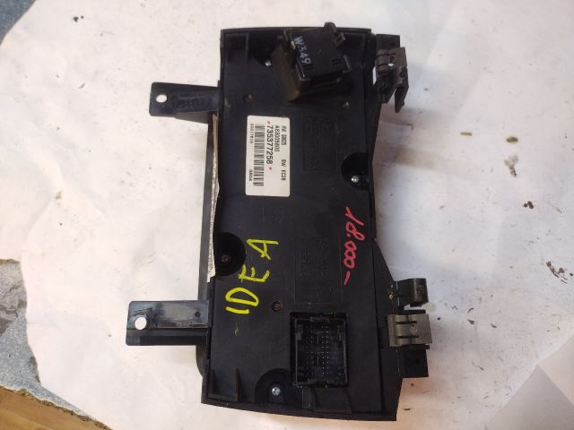 bontott LANCIA MUSA Fűtéskapcsoló (digit klímás)