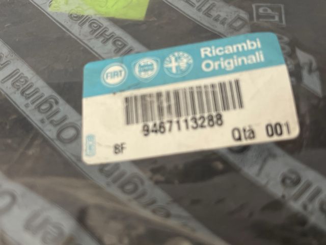 bontott LANCIA PHEDRA Bal első Lökhárító Díszléc