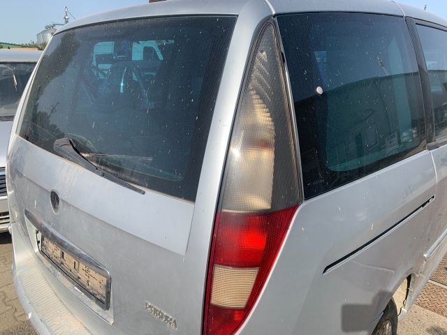 bontott LANCIA PHEDRA Jobb Tolóajtó (Részeivel)