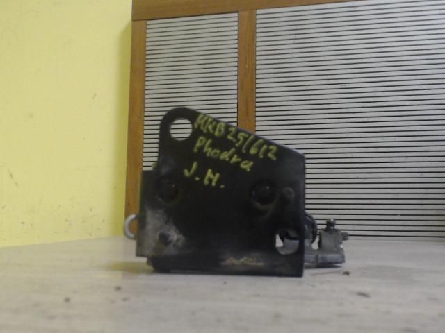 bontott LANCIA PHEDRA Tolóajtó Sín Görgő