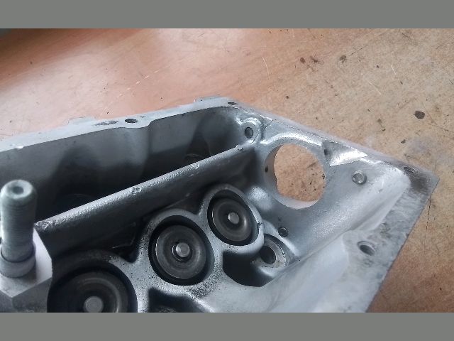 bontott LANCIA PRISMA Hengerfej