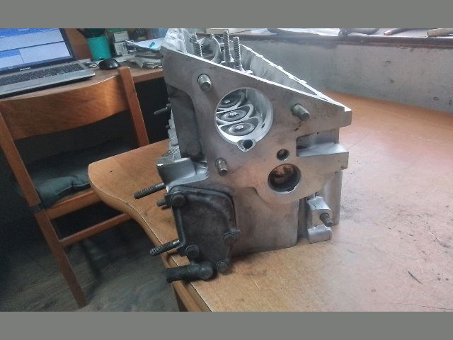 bontott LANCIA PRISMA Hengerfej