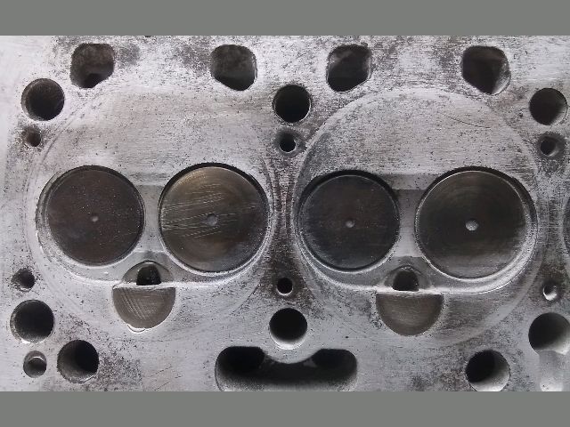 bontott LANCIA PRISMA Hengerfej