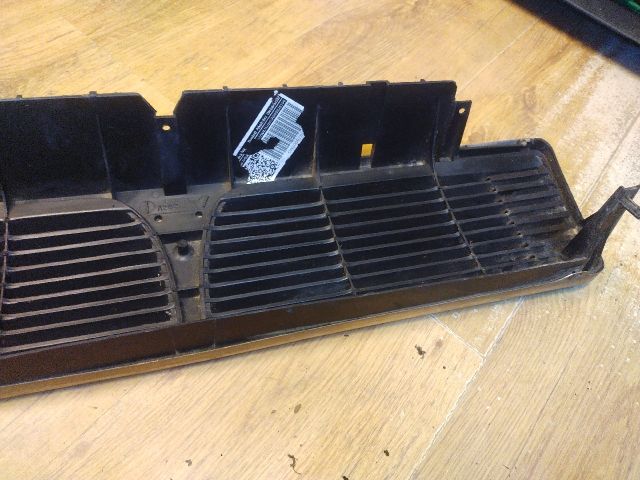 bontott LANCIA PRISMA Hűtőrács