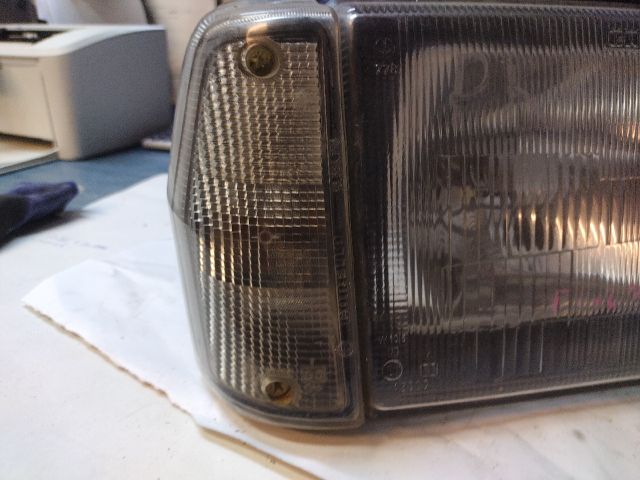 bontott LANCIA PRISMA Jobb Fényszóró