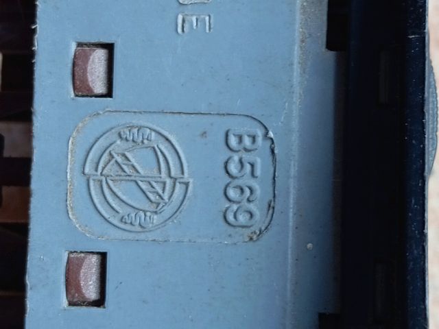 bontott LANCIA THEMA Bal első Ablakemelő Kapcsoló