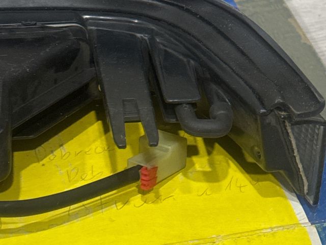 bontott LANCIA THEMA Bal első Irányjelző