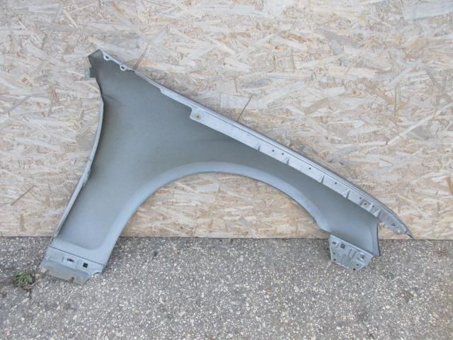 bontott LANCIA THEMA Bal első Sárvédő