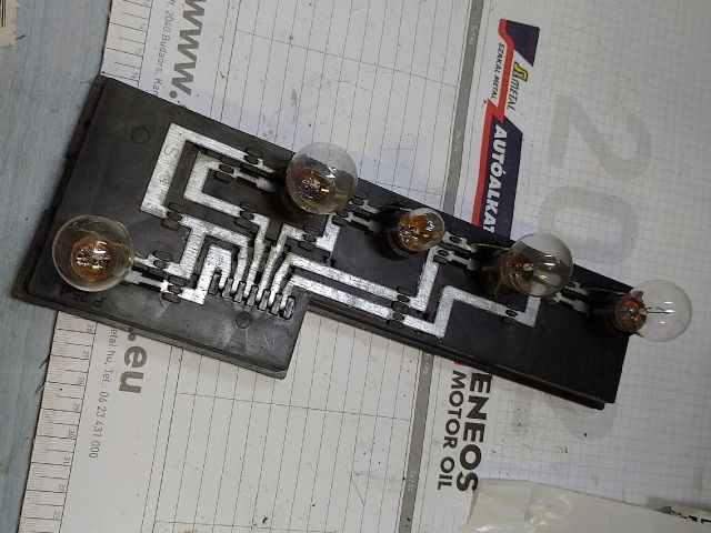 bontott LANCIA THEMA Bal Hátsó Lámpa Foglalat