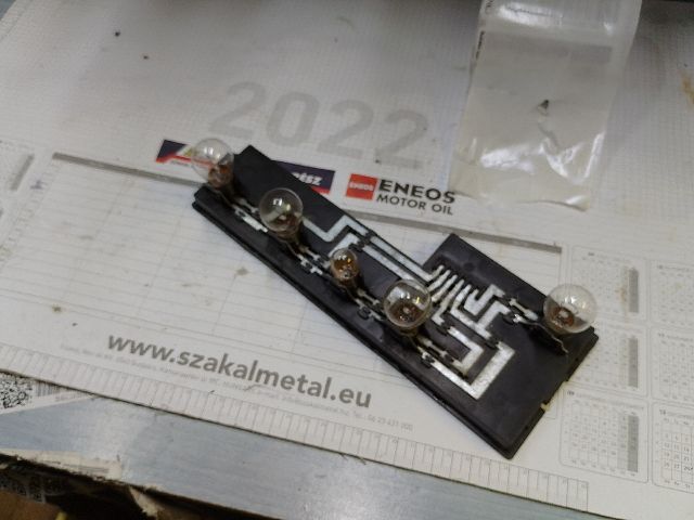 bontott LANCIA THEMA Bal Hátsó Lámpa Foglalat