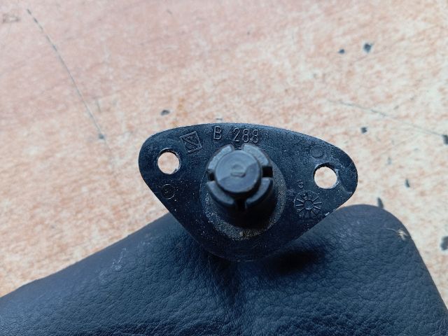 bontott LANCIA THEMA Bal Napellenző