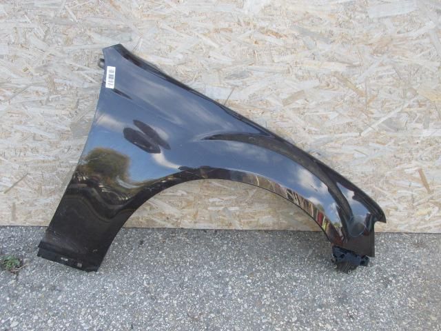 bontott LANCIA THEMA Jobb első Sárvédő