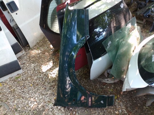 bontott LANCIA THEMA Jobb első Sárvédő