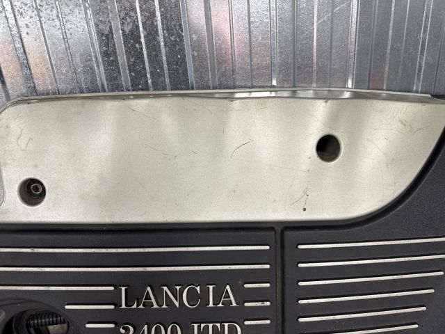 bontott LANCIA THESIS Felső Motorburkolat