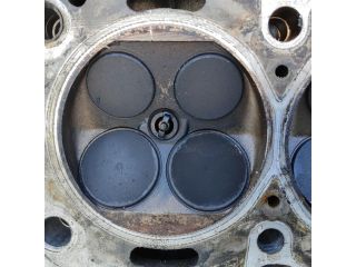 bontott LANCIA THESIS Hengerfej