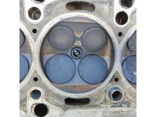 bontott LANCIA THESIS Hengerfej