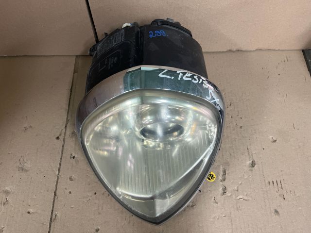 bontott LANCIA THESIS Bal Fényszóró