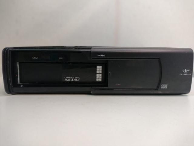 bontott LANCIA THESIS CD / DVD Tár