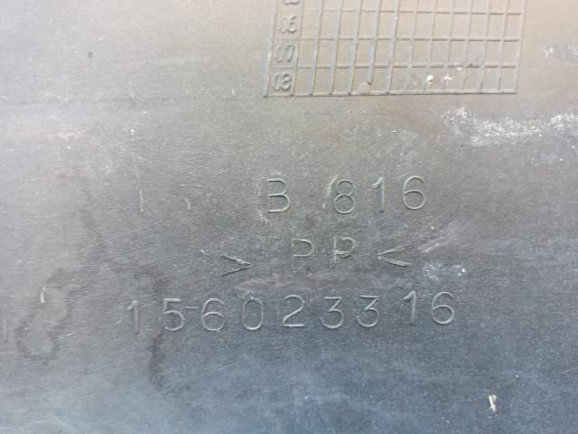 bontott LANCIA THESIS Első Lökhárító (Üresen)