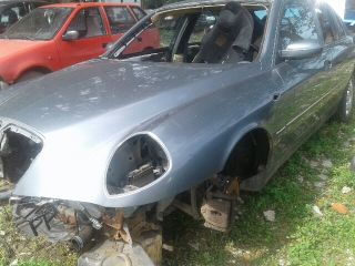 bontott LANCIA THESIS Első Lökhárító (Üresen)