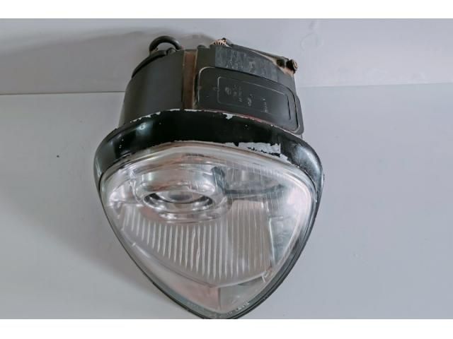 bontott LANCIA THESIS Jobb Fényszóró