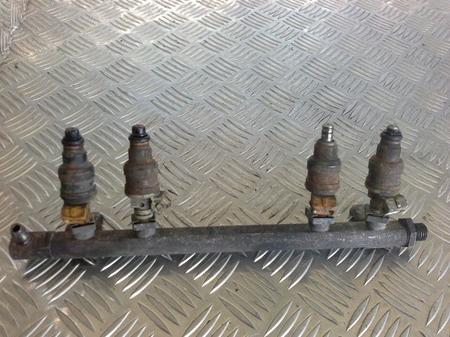 bontott LANCIA Y Porlasztó (1 db)