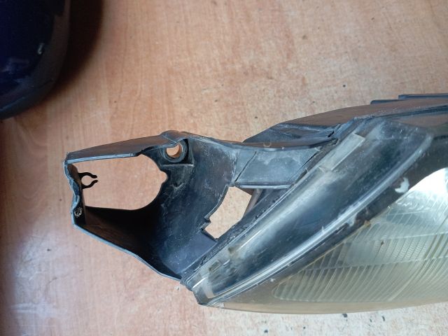 bontott LANCIA Y Bal Fényszóró