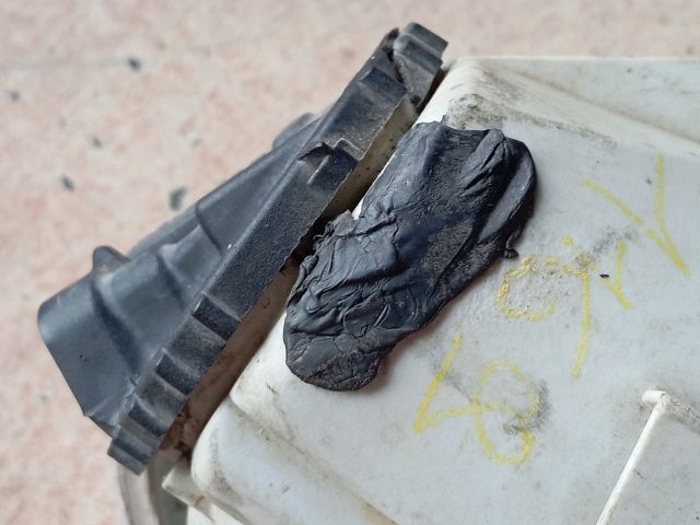 bontott LANCIA Y Bal Ködfényszóró