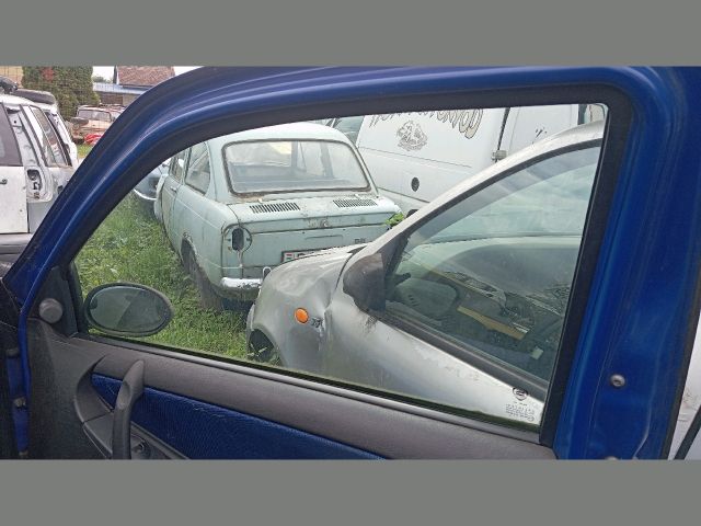 bontott LANCIA Y Jobb első Ablak