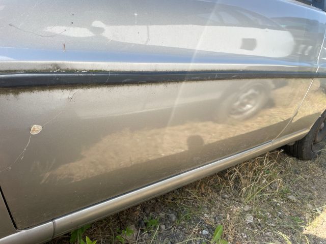 bontott LANCIA Y Jobb első Ajtó (Üres lemez)