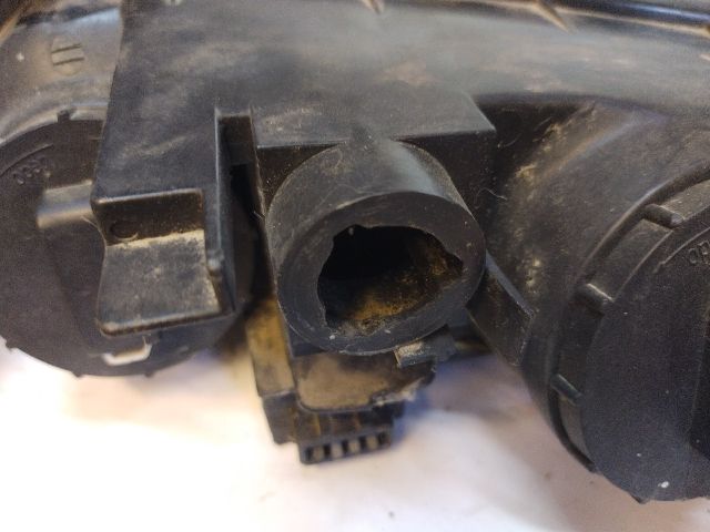 bontott LANCIA Y Jobb Fényszóró