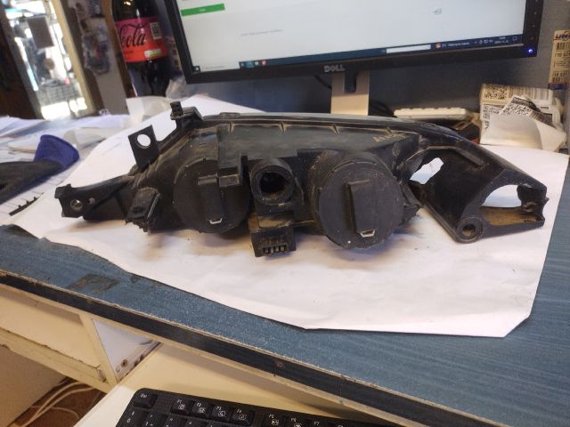 bontott LANCIA Y Jobb Fényszóró