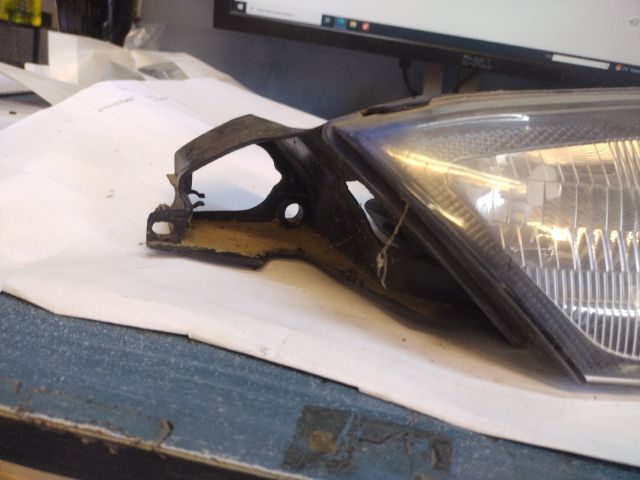 bontott LANCIA Y Jobb Fényszóró