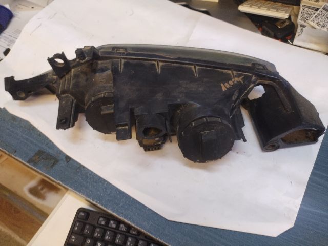 bontott LANCIA Y Jobb Fényszóró